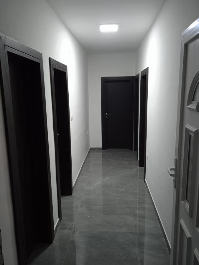 Apartman Lu 예세니체 외부 사진